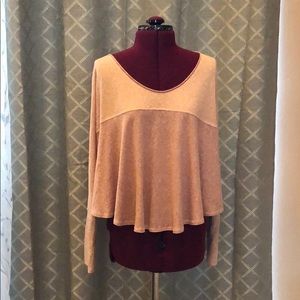 Nwt sunset haze FREE PEOPLE. Bat wing shirt